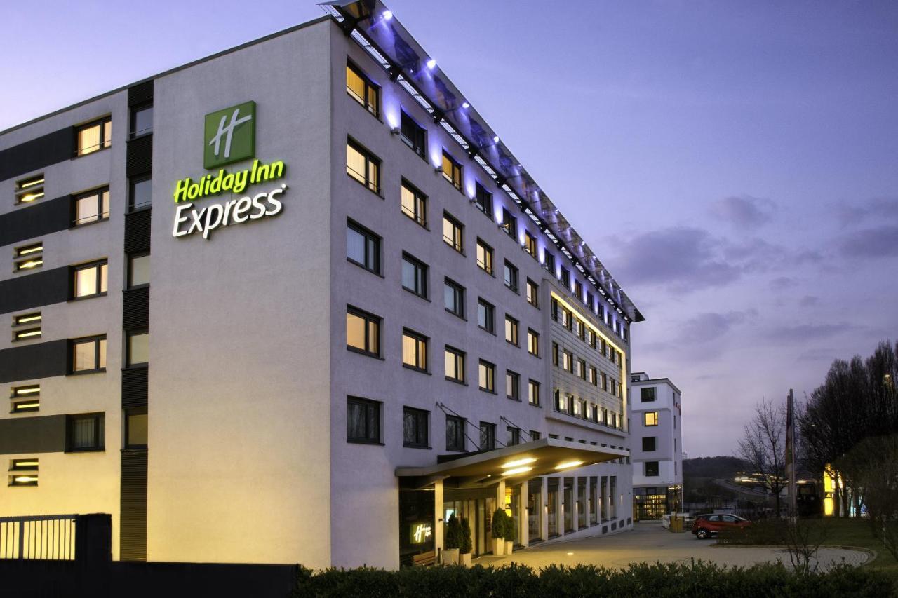 Holiday Inn Express Stuttgart Airport, An Ihg Hotel Leinfelden-Echterdingen Eksteriør billede